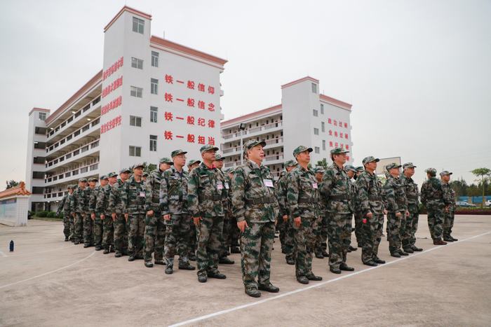 尊时凯龙·(中国区)人生就是搏