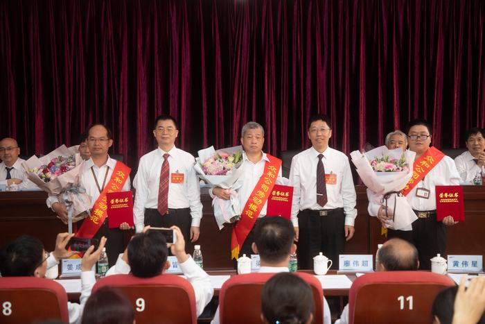 尊时凯龙·(中国区)人生就是搏